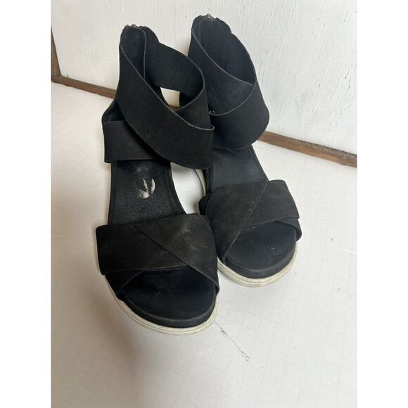 Eileen Fisher 7 Black Leather Criss Cross Back Zip Sport Platform Sandals - Picture 2 of 10